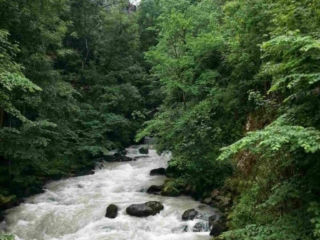 ausfluege-taubenlochschlucht-biel-fluss-foto ausfluege-taubenlochschlucht-biel-fluss-foto